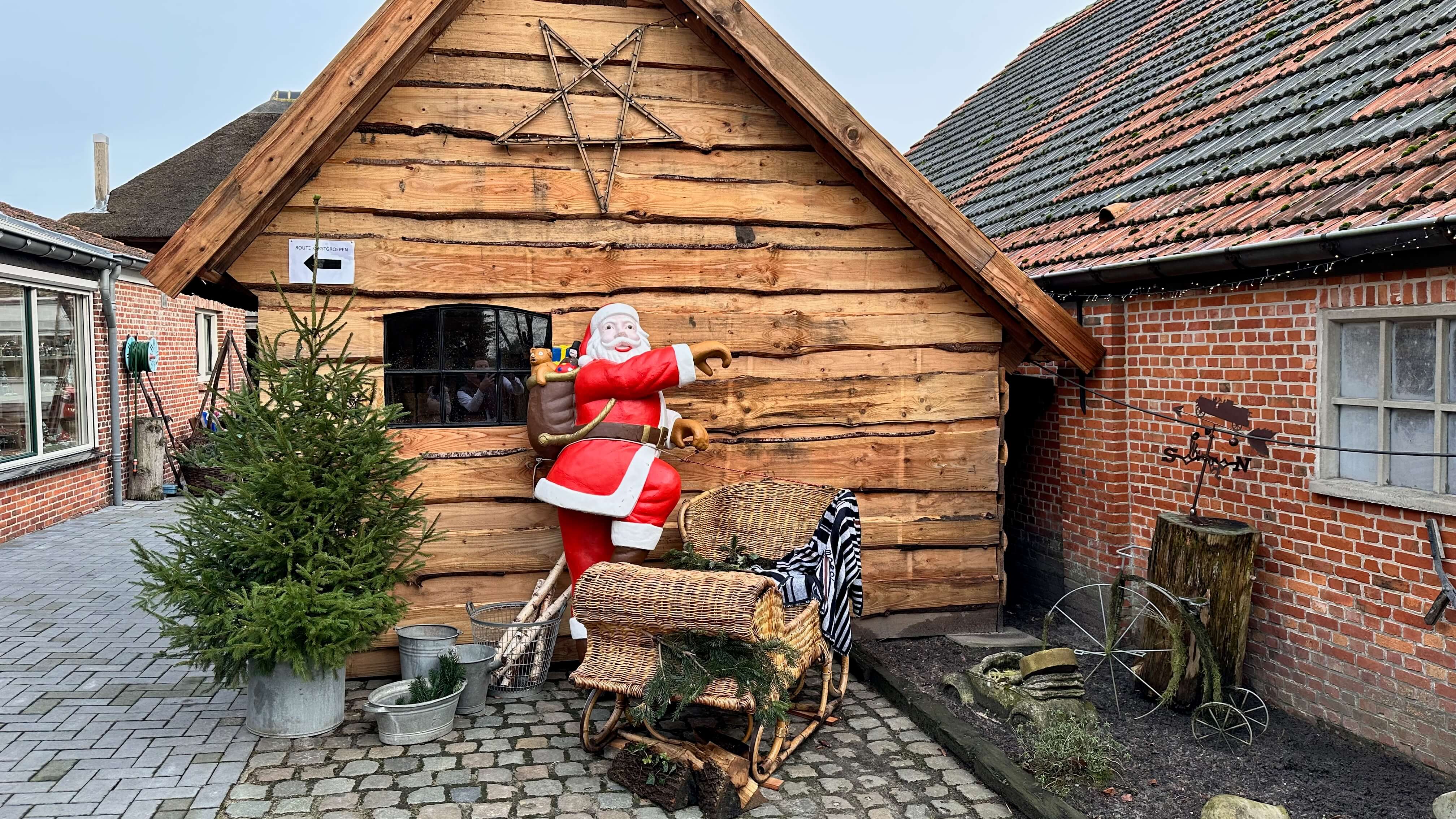 Een reis langs kerststallen van toen en nu